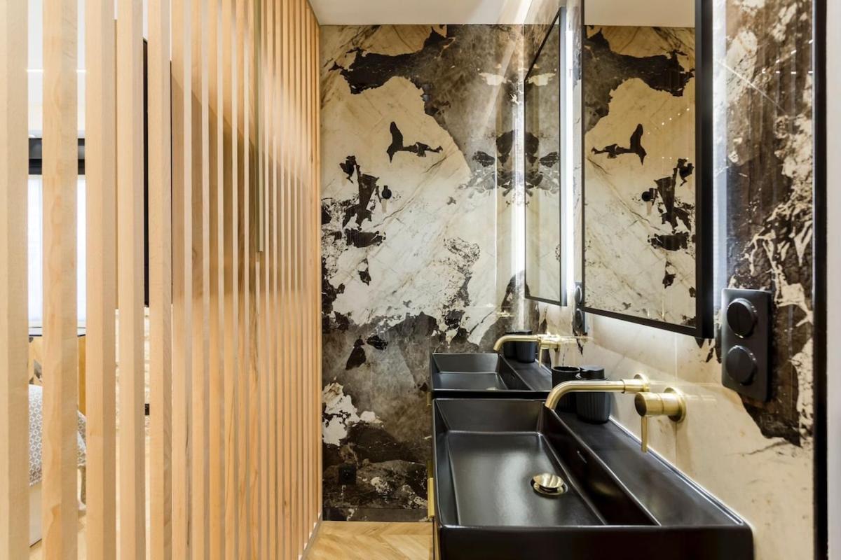 B1 Beautiful, Luxury Near Eiffel Tower Sleeps Ac Appartamento
