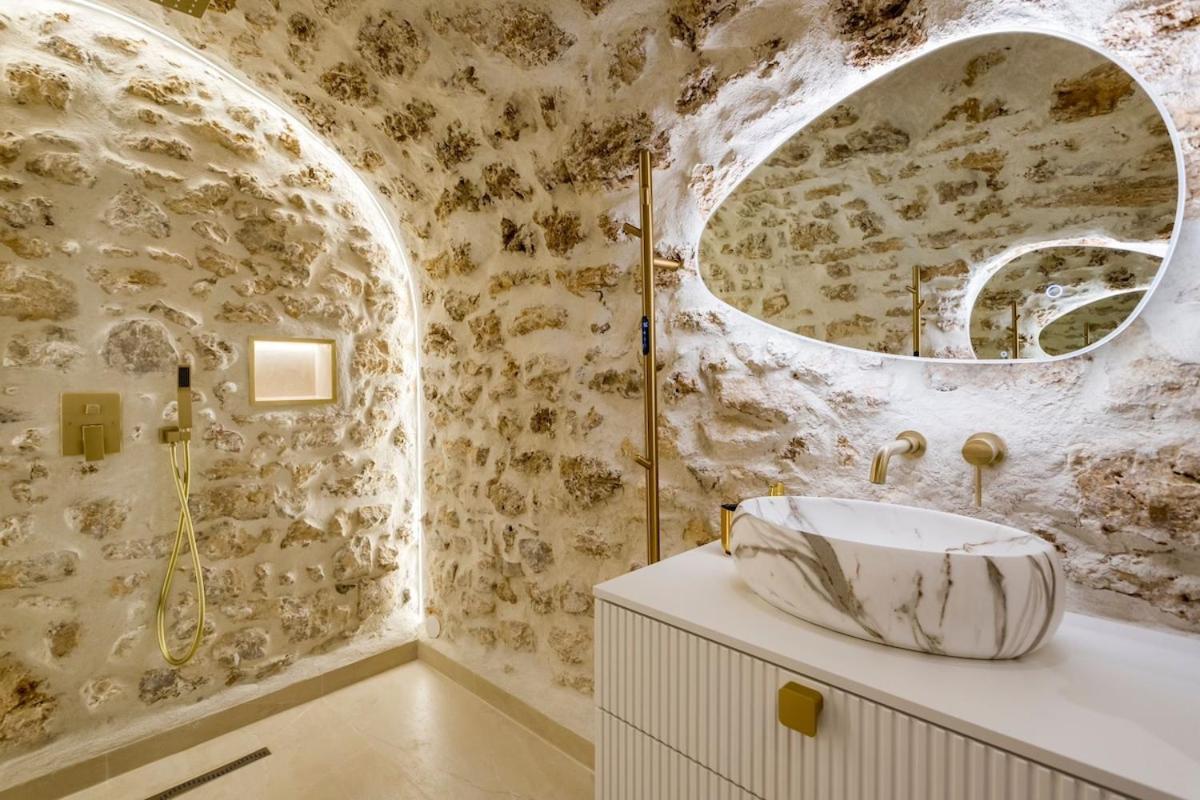 Appartamento B1 Beautiful, Luxury Near Eiffel Tower Sleeps Ac *