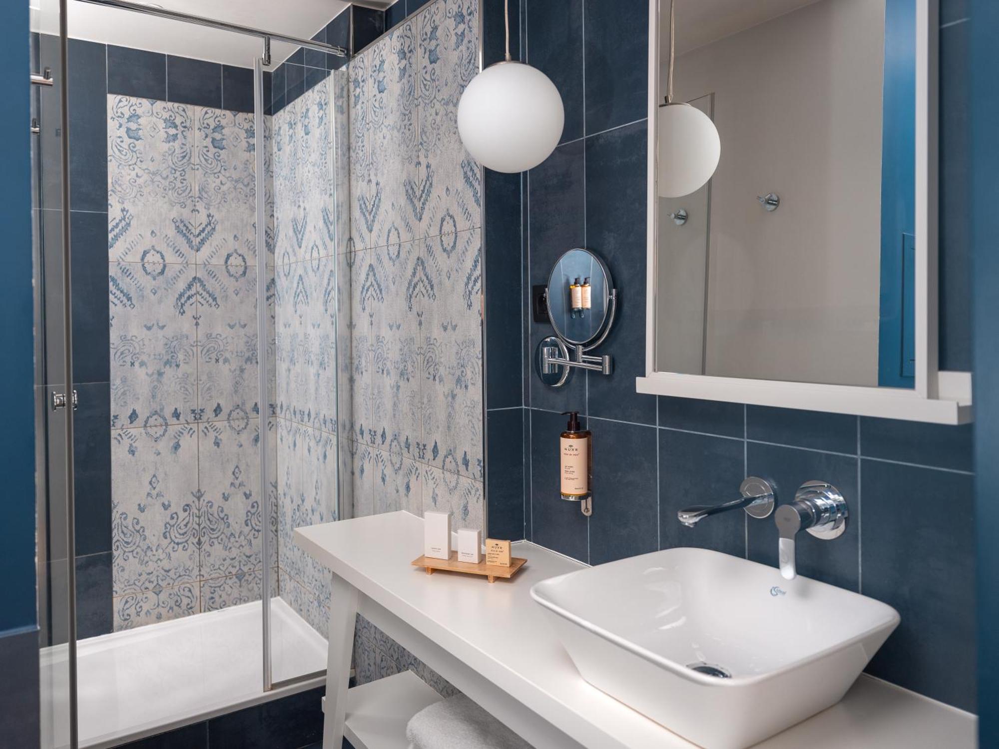 Le Belleval 4* Parigi