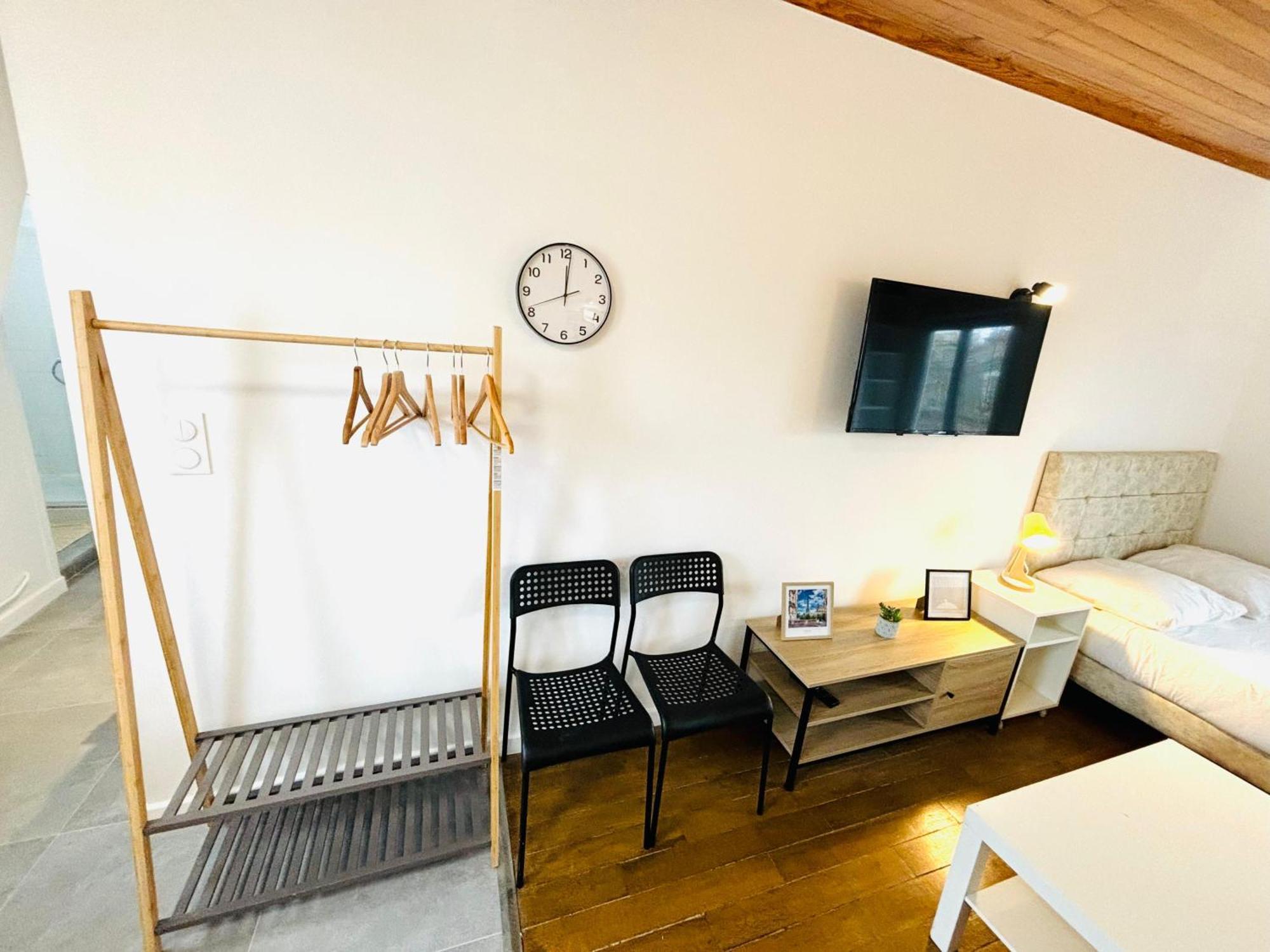 Porte De Saint Ouen Apartment *