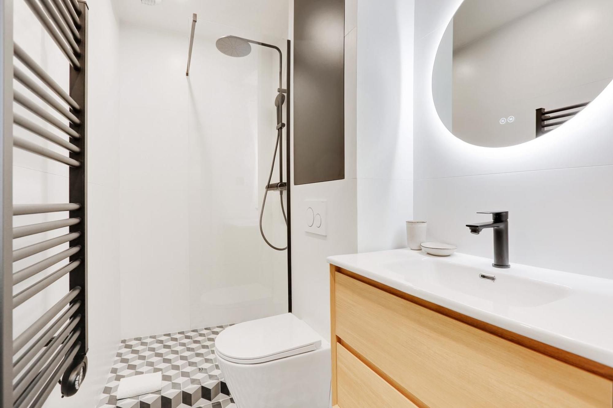 Au Coeur Du Sacre Coeur Apartment