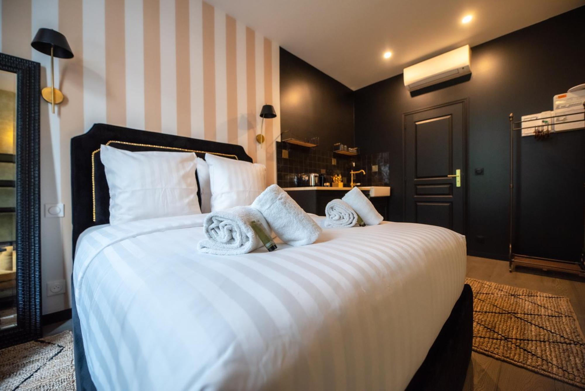 Apartment Monsieur Montmartre - Moulin Rouge *