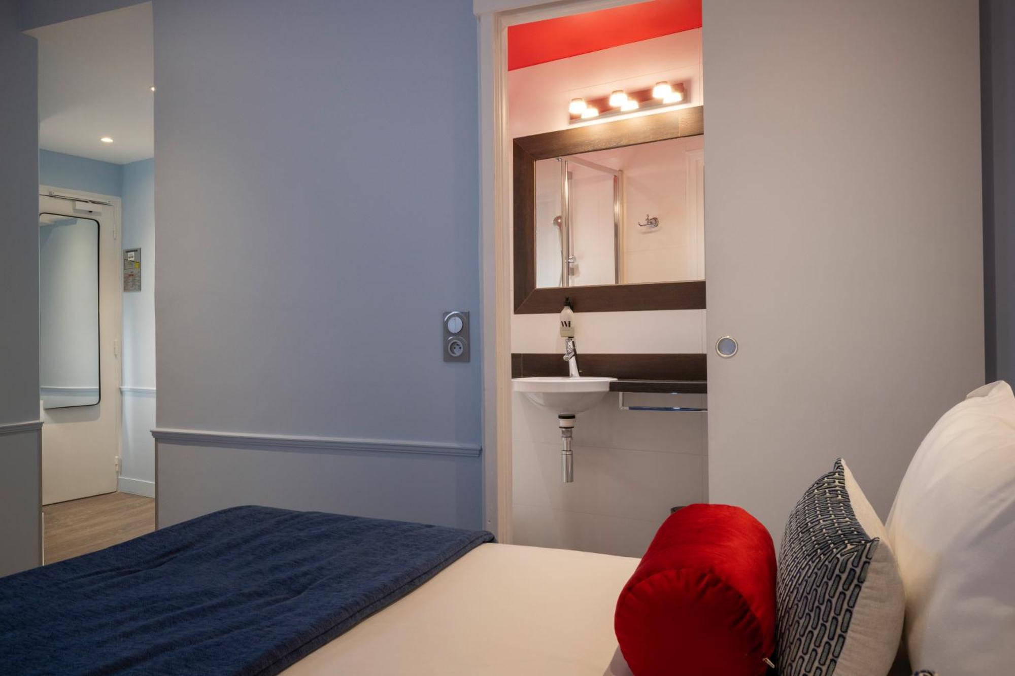 Hotel La Folie Des Pres - Saint-germain-des-pres 3*