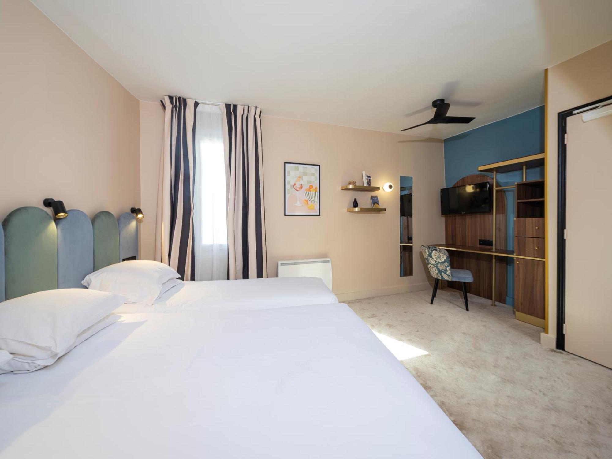 Boronali Hotel
