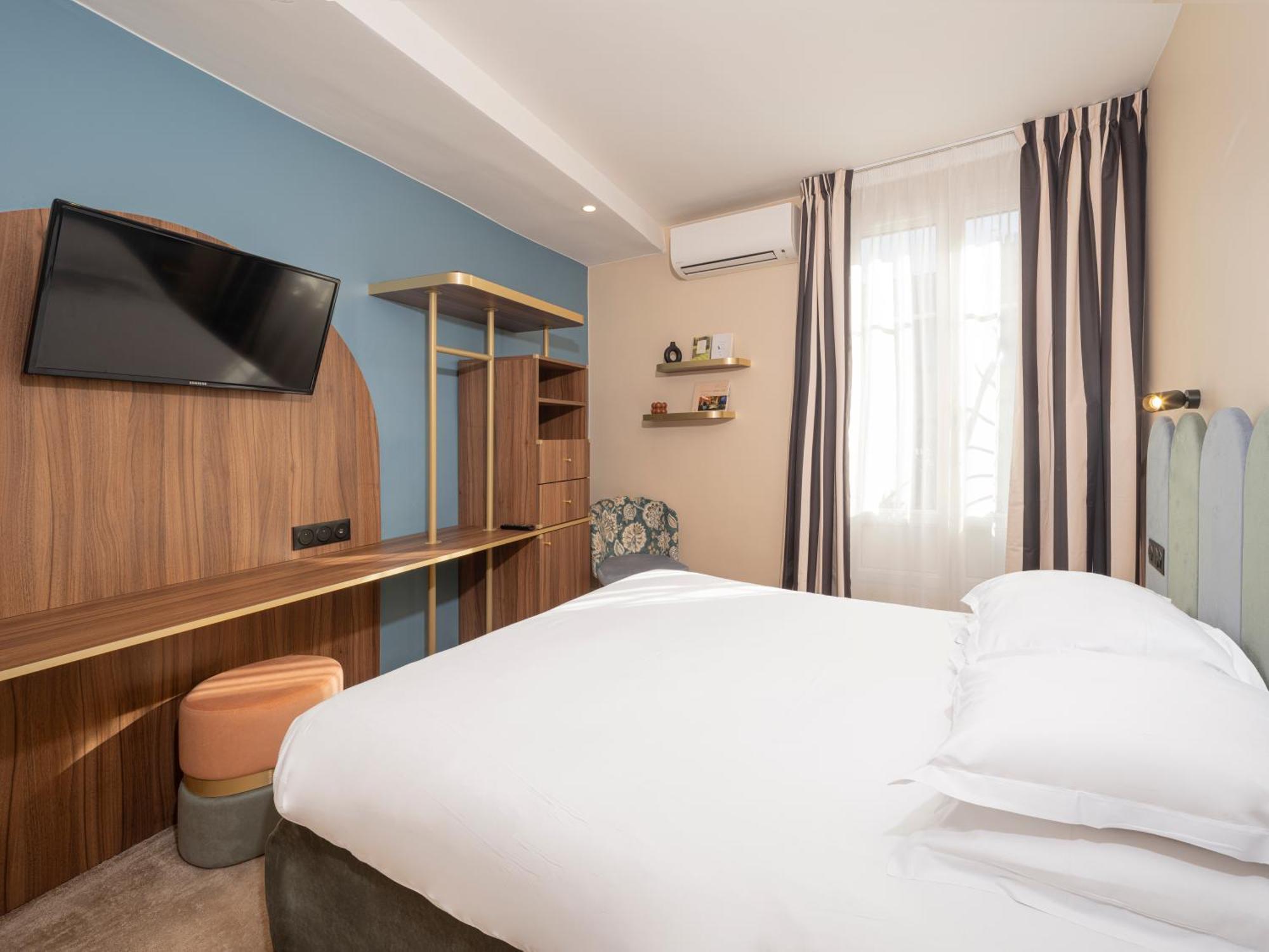Hotel Boronali