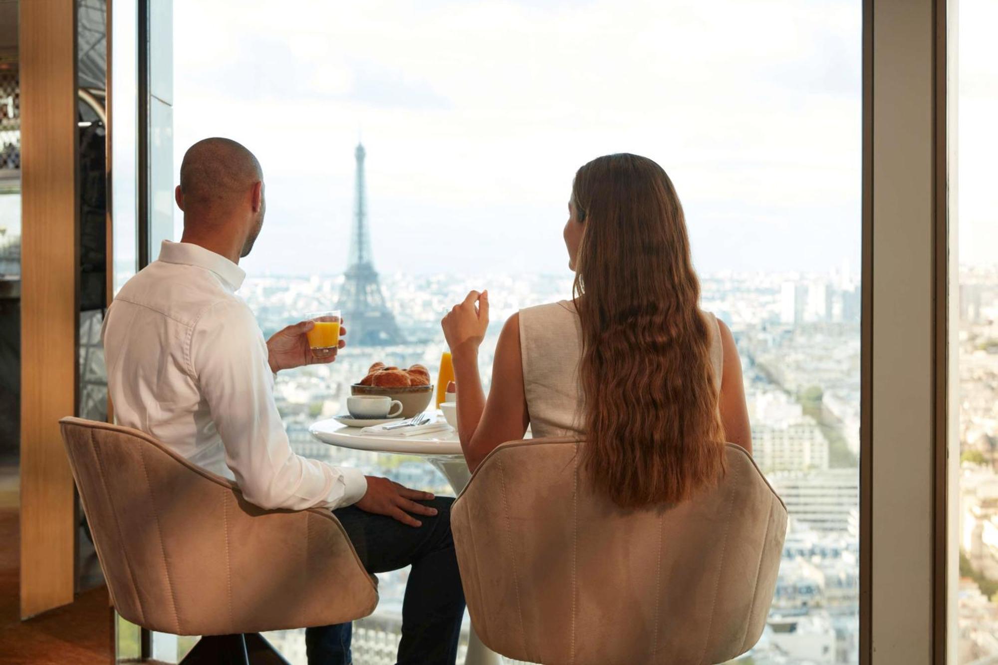 Hyatt Regency Etoile Hotel 4*