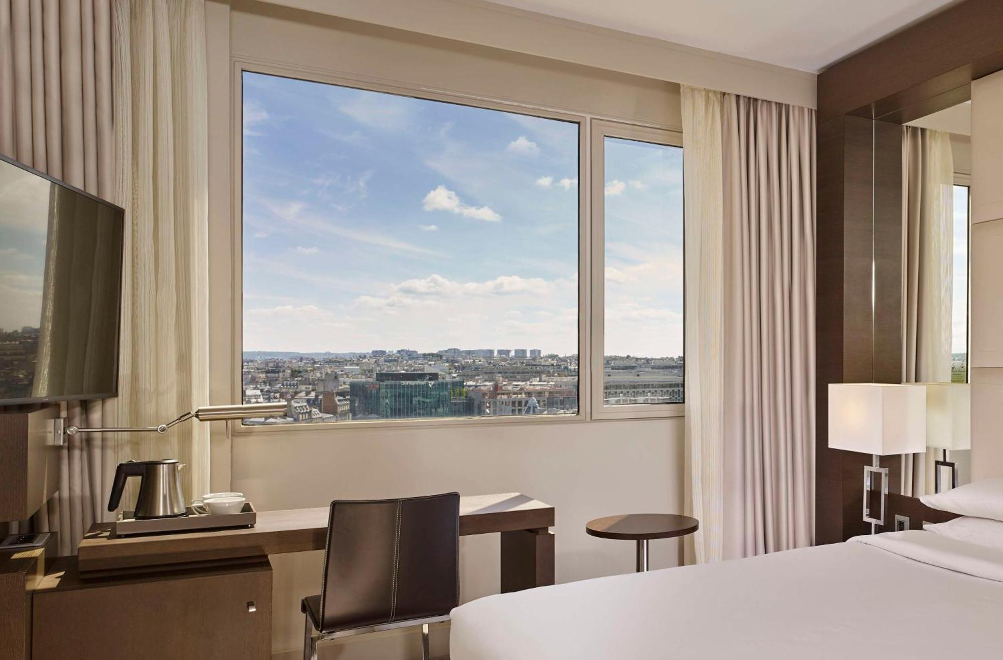 Hyatt Regency Etoile