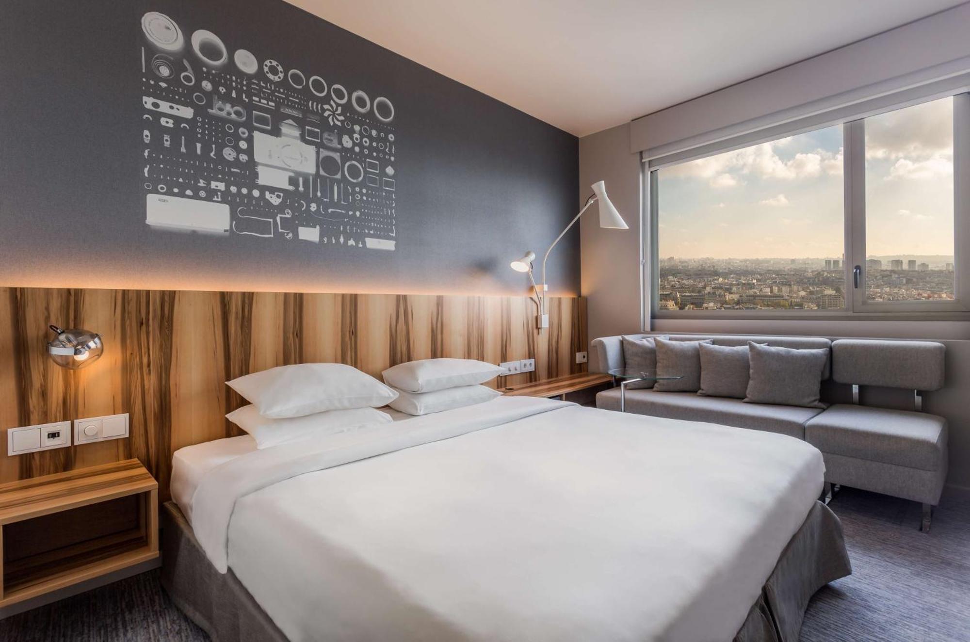 Hyatt Regency Etoile Hotel Paris