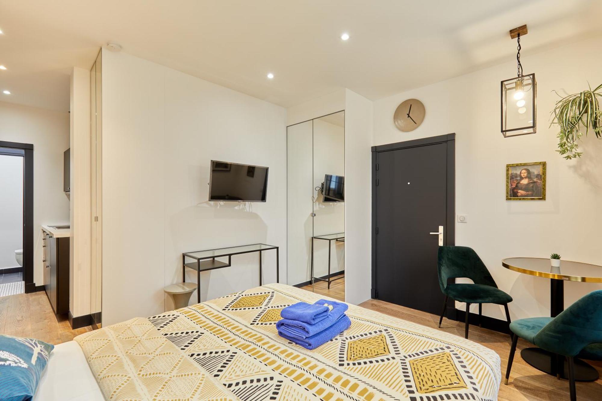 Appartamento Rent A - Alma Parigi