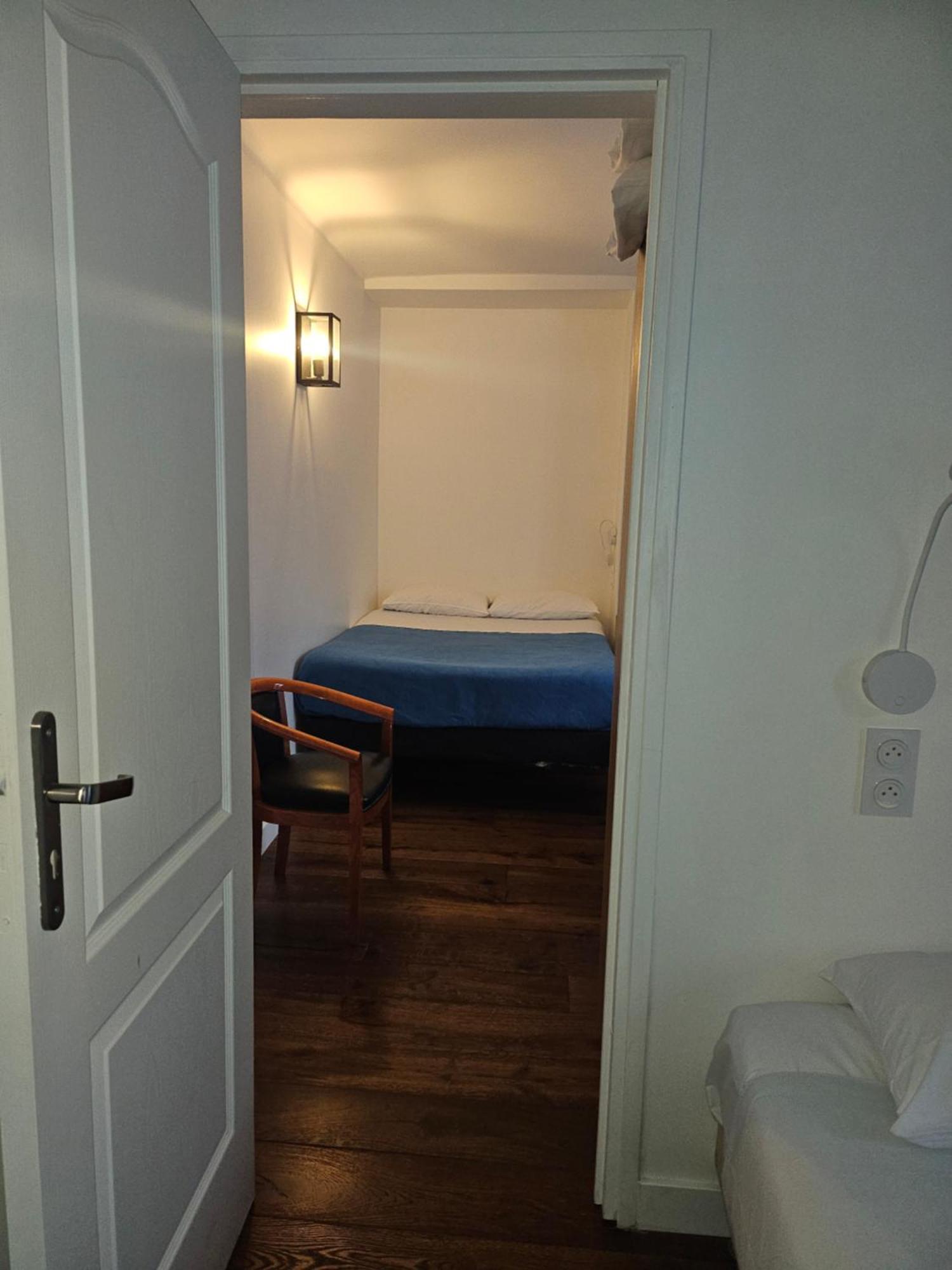 La Louisiane Hotel