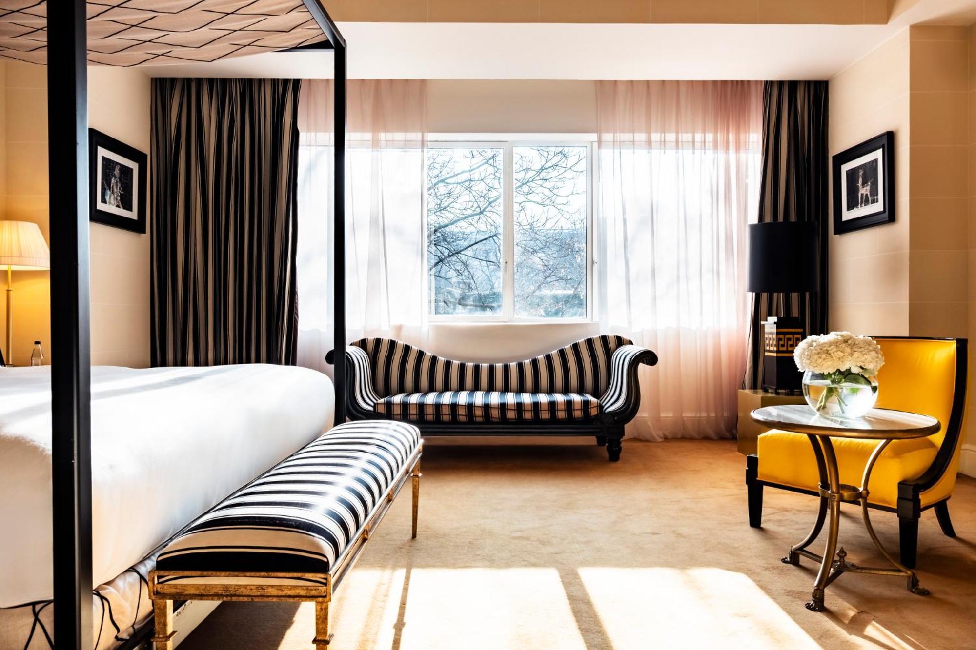 De Berri Champs-elysees, A Luxury Collection 5* Paris