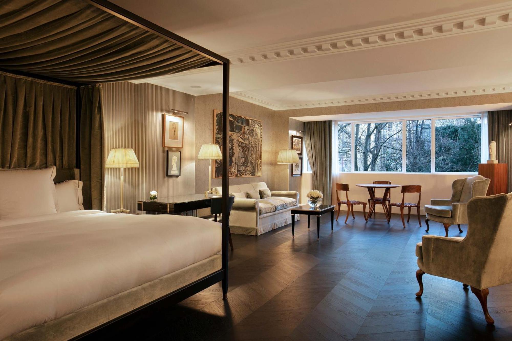 Hotel De Berri Champs-elysees, A Luxury Collection