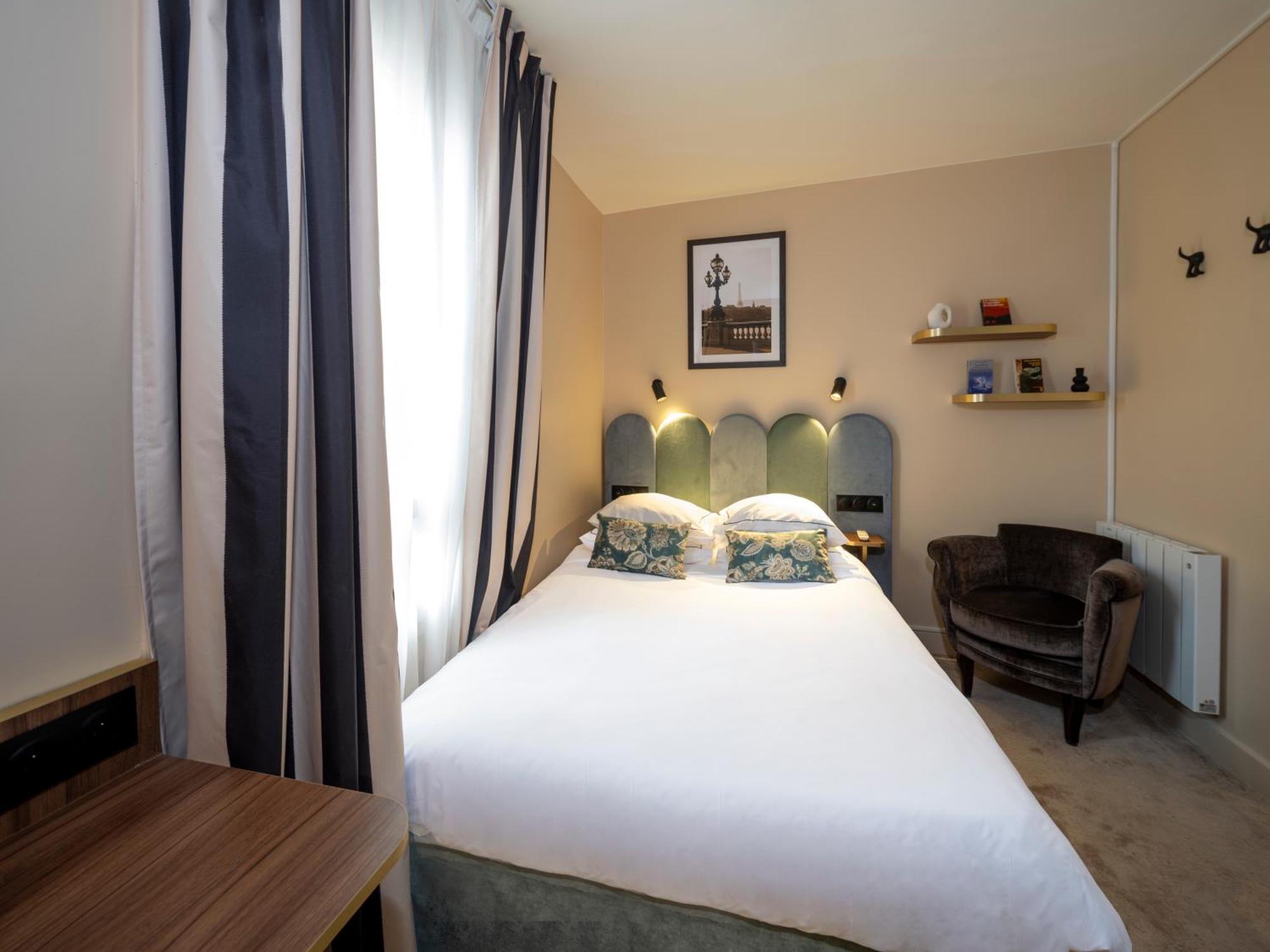 Boronali Hotel