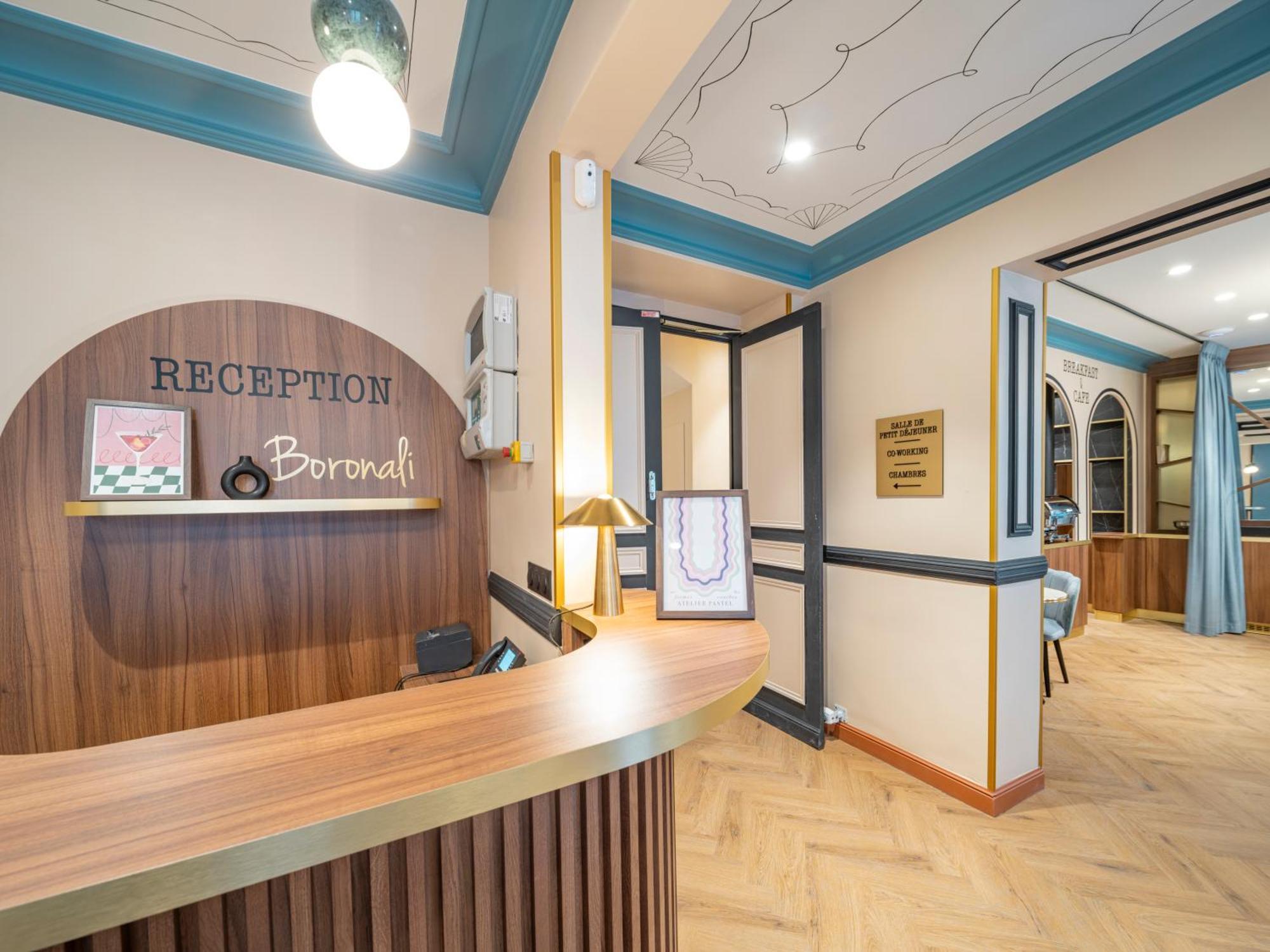 Boronali Hotel 3*