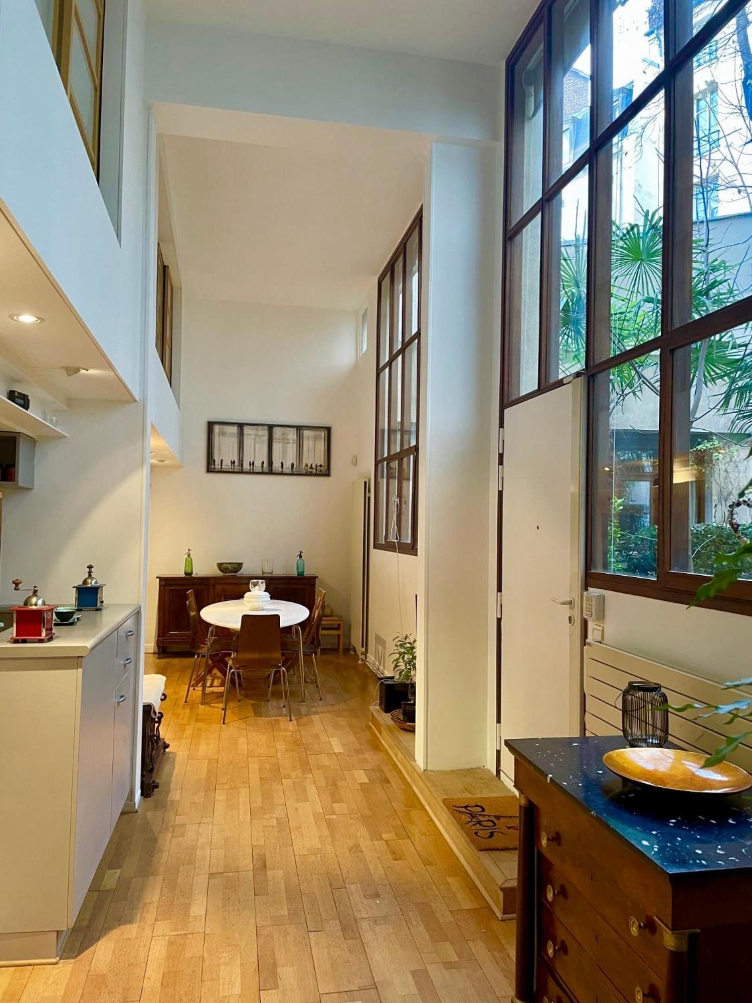 Appartamento Loft On A Garden, Charm & Calm And Elegant *