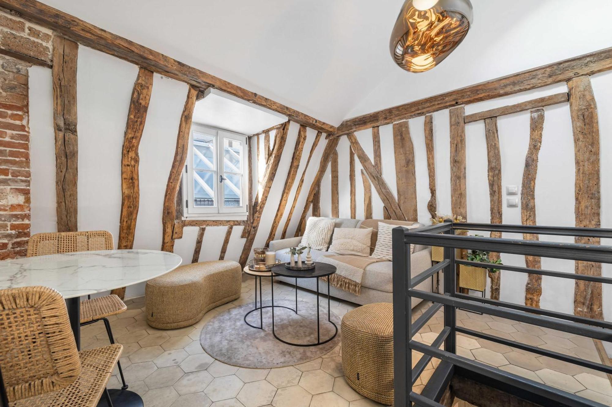 Ultra Historical Parisian Flat - Louvre Appartamento *