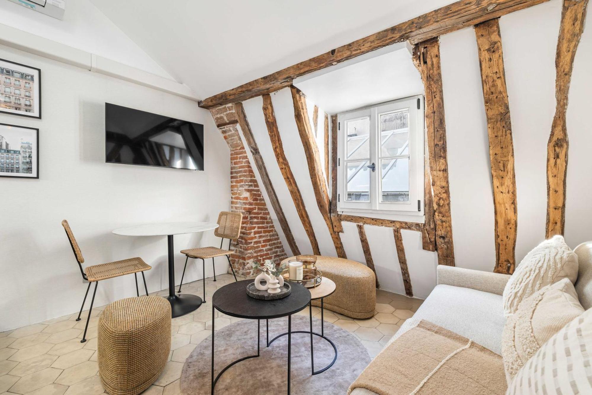 Appartamento Ultra Historical Parisian Flat - Louvre Parigi