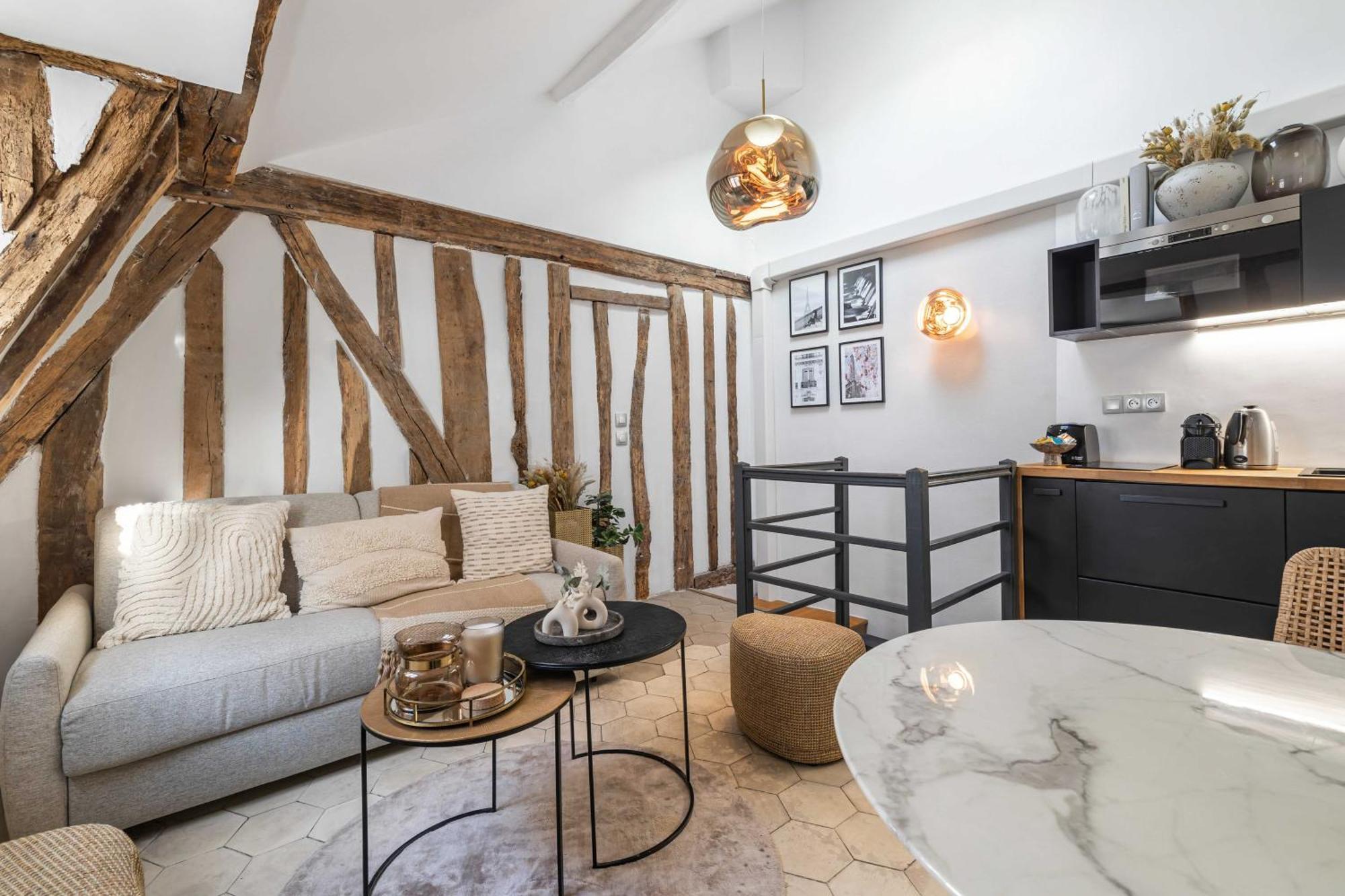Ultra Historical Parisian Flat - Louvre Parigi
