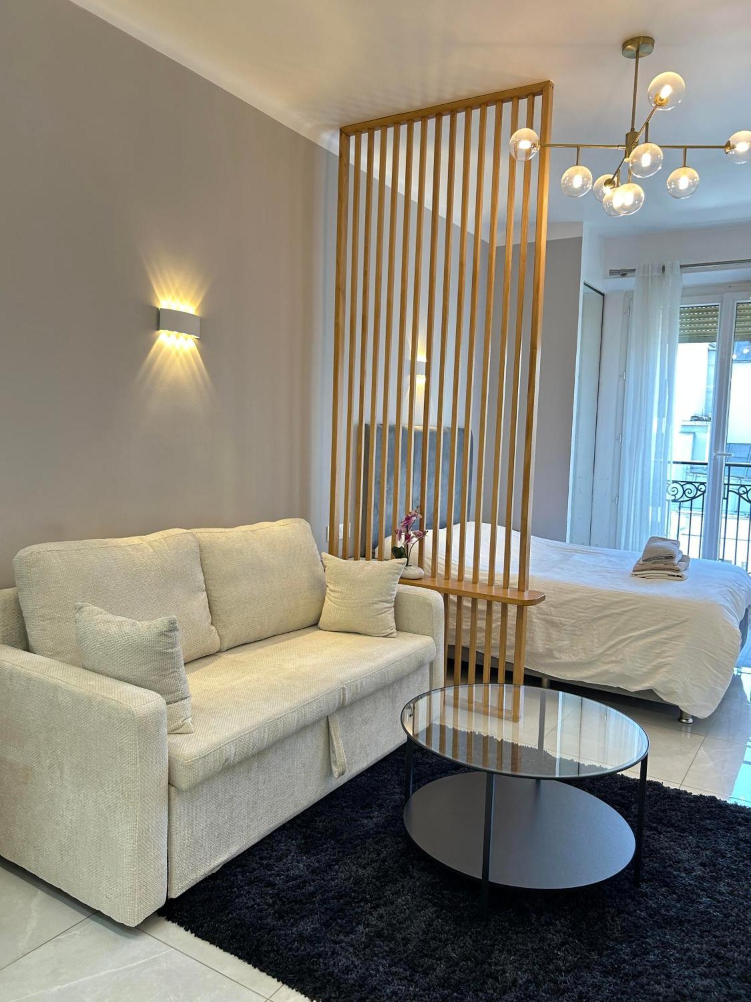 Comfortable Near Marais Beaubourg Paris