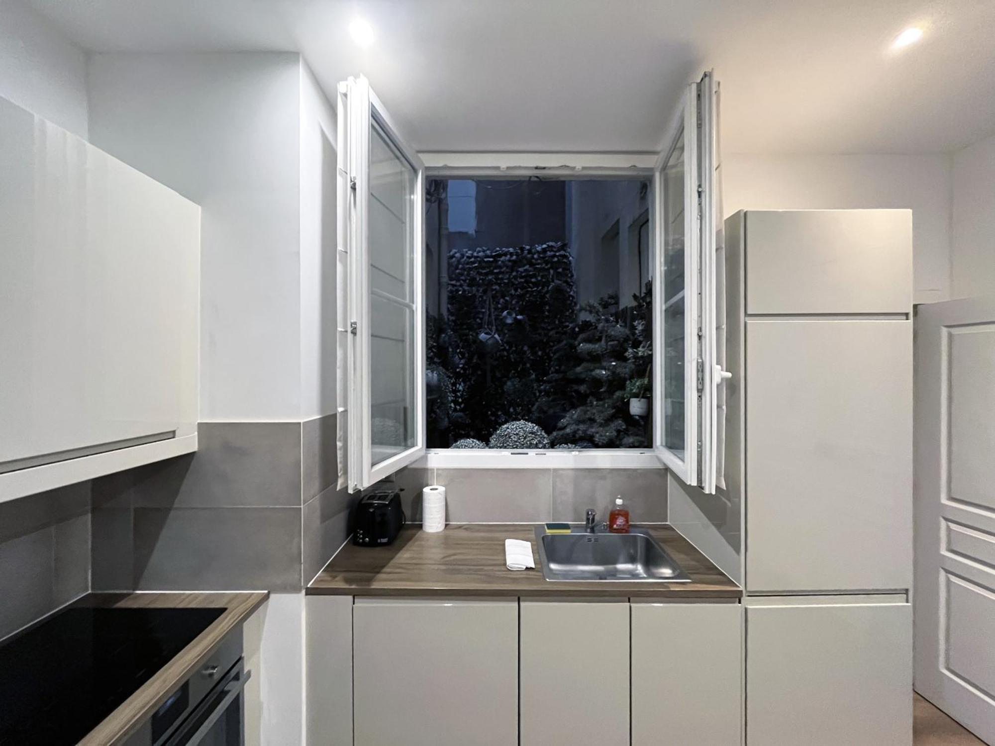 Urban Flat 64 - Luxury Flat Mermoz - Champs Elysees * Parigi