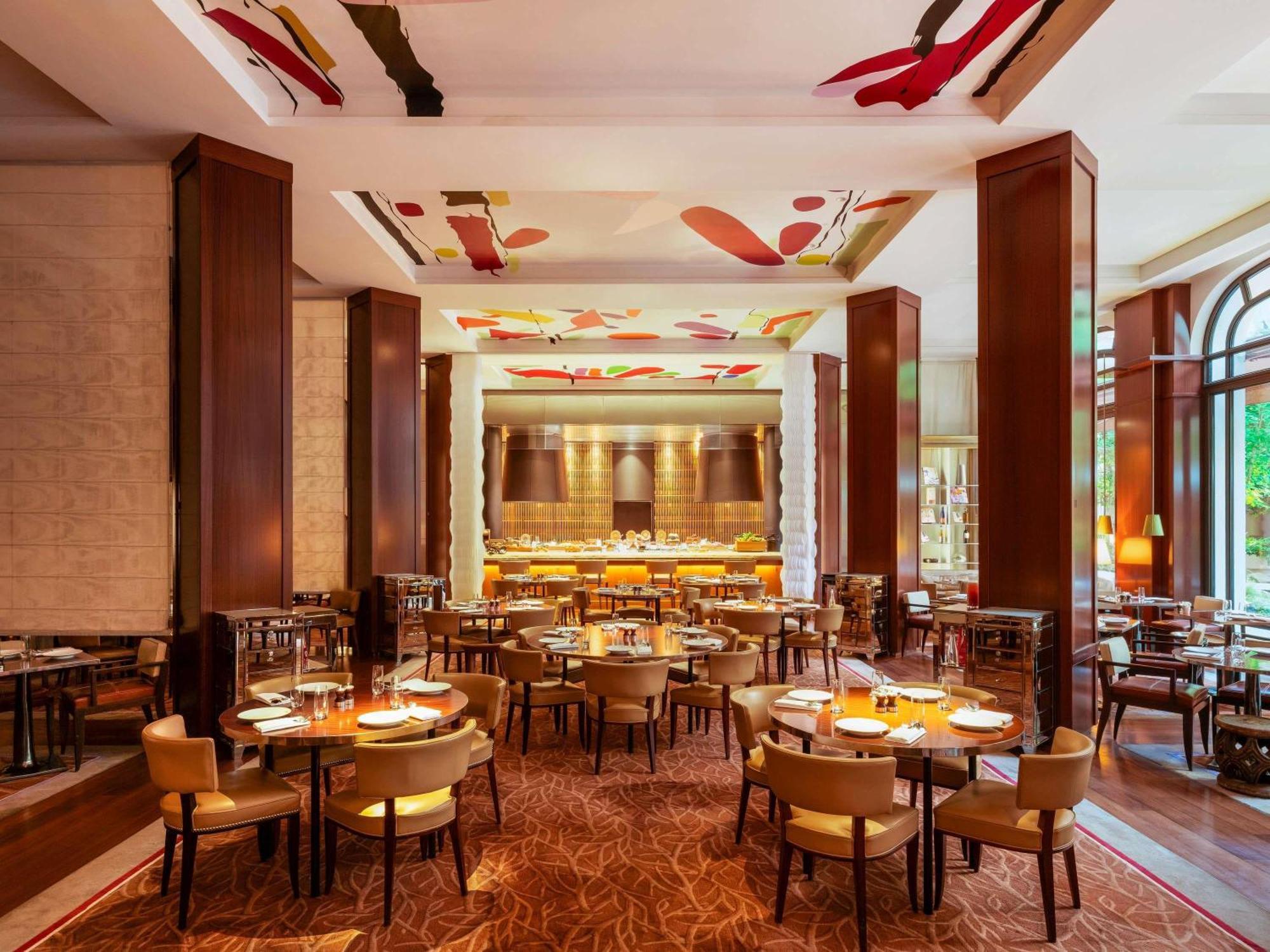 Le Royal Monceau Raffles Hotel