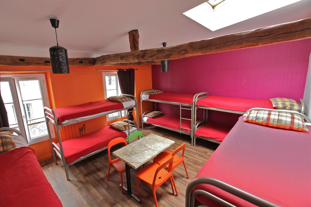 Ostello Woodstock Montmartre By Hiphophostels *