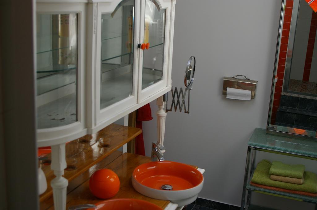 Bed & Breakfast La Maison Rouge *