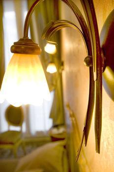 Hotel D'argenson 2*