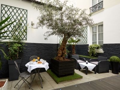 Hotel Le Twelve 3*