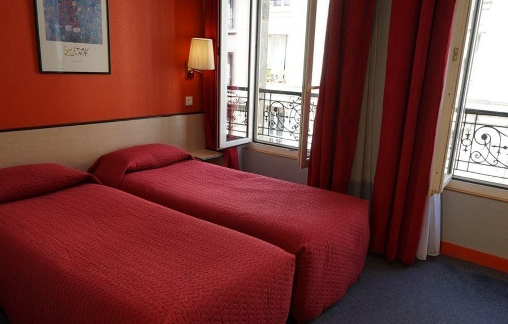 Hotel Pierre Nicole Parigi