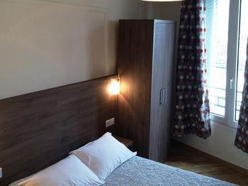 Mary's Hotel *
