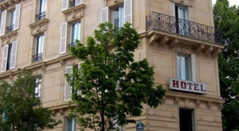 Victoria 2* Paris