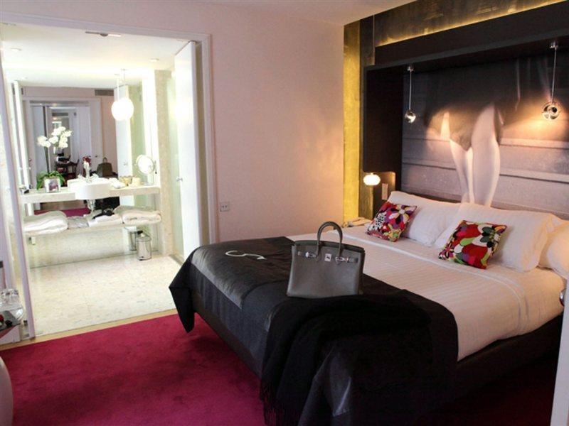 Hotel De Sers Champs Elysées Parigi