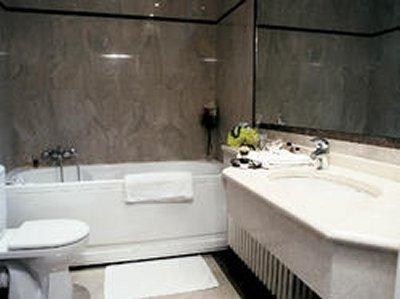 London Hotel