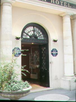 Victoria 2*