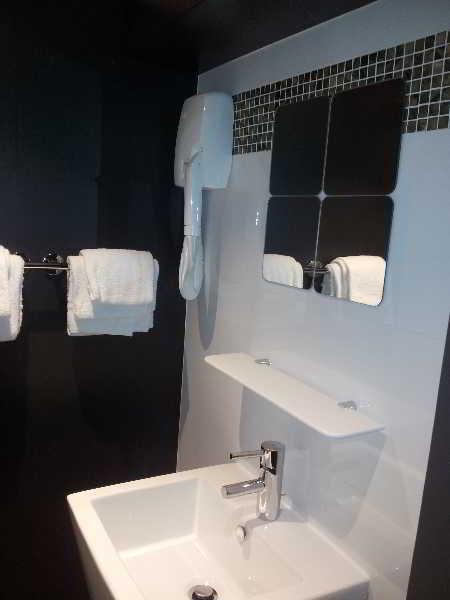 Antin Trinité 3* Parigi