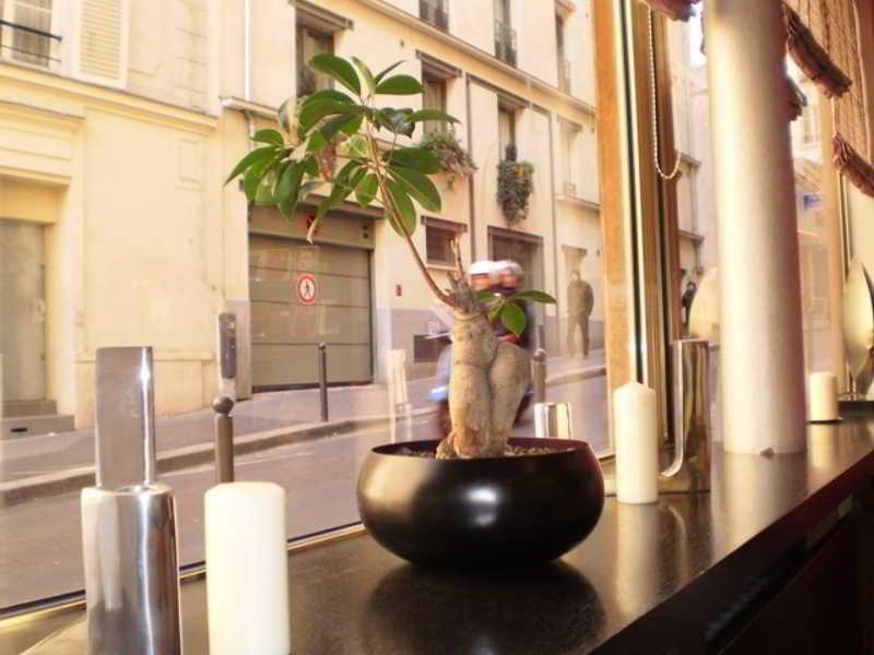 Corona -rodier- Hotel