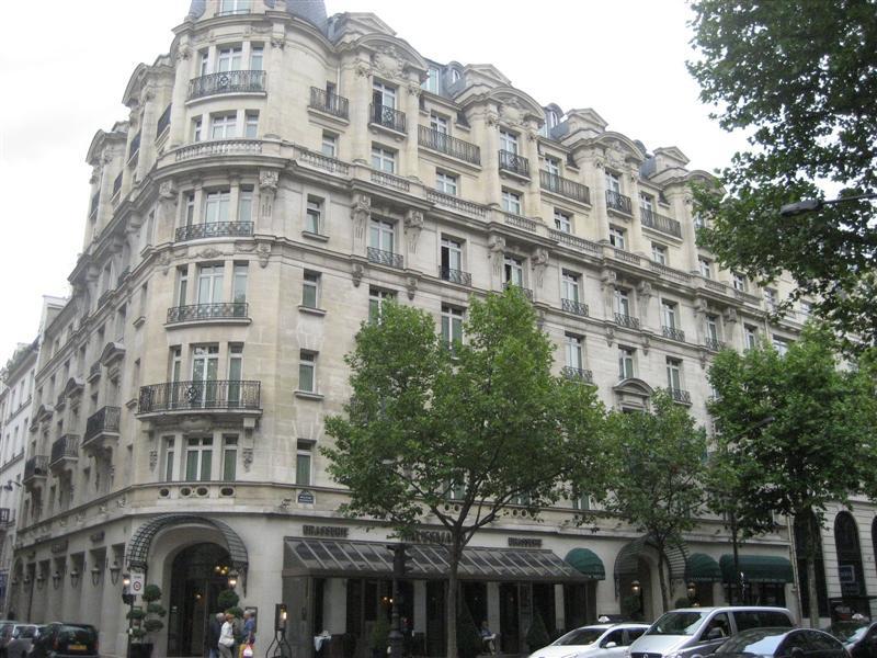 Hotel Millennium Opera 4*