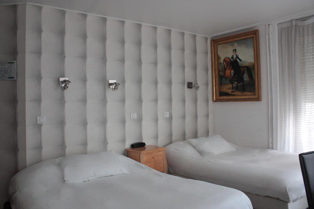 Hotel Hauteville Opera 3*