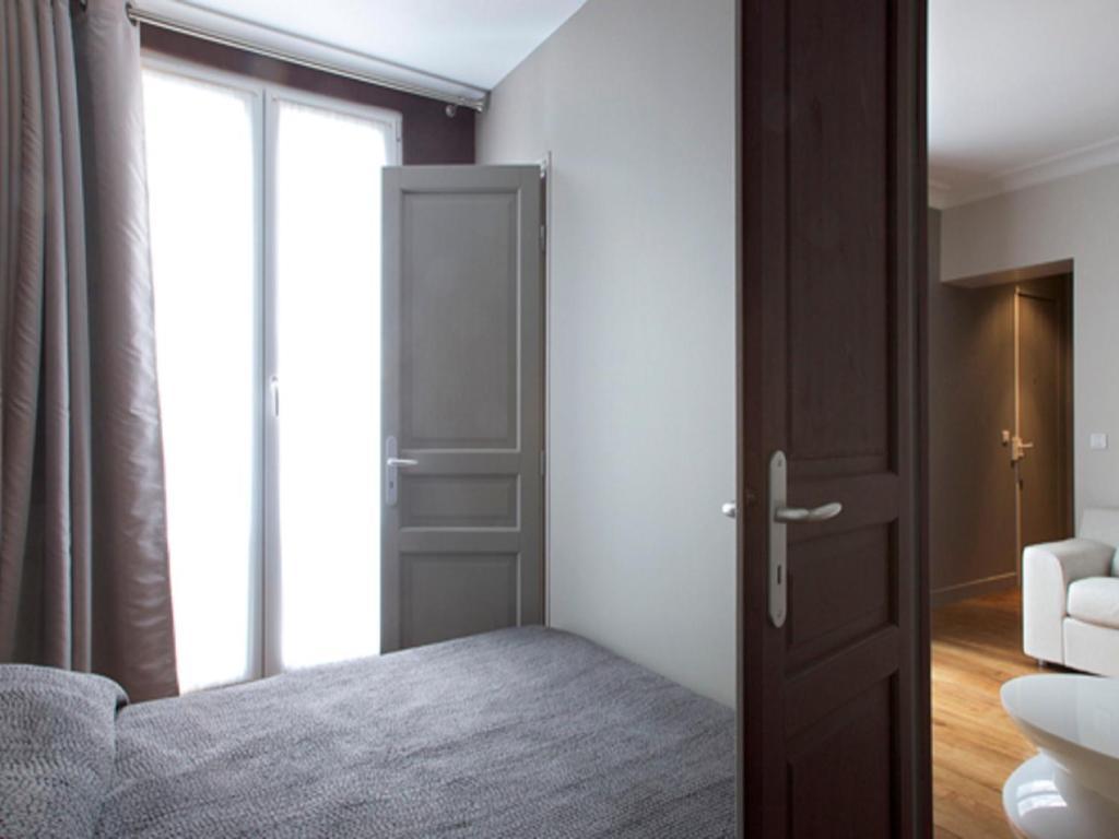 My Flat In - 8th Appartamento Parigi