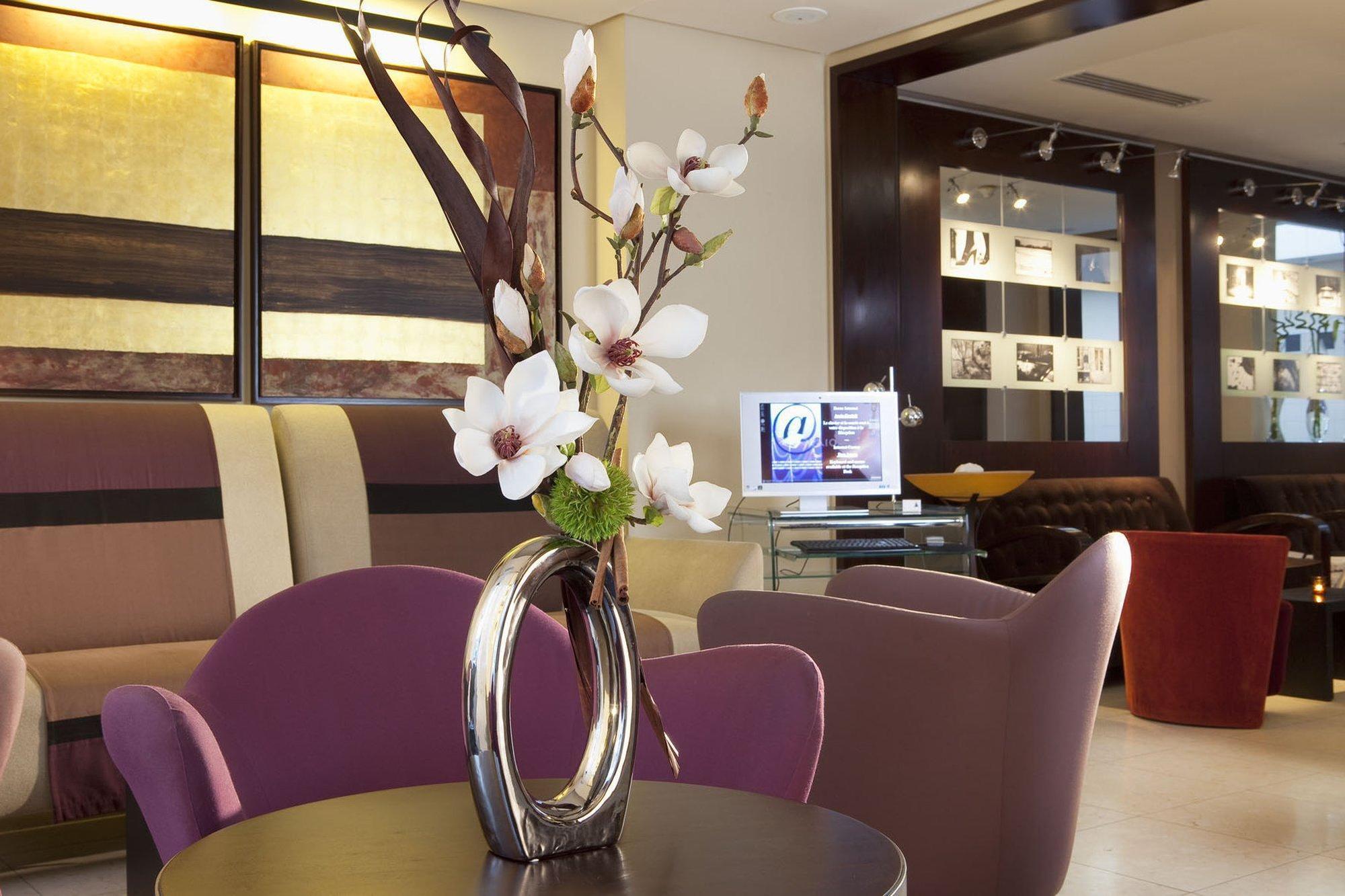 Maison Nabis By Happyculture Hotel Paris