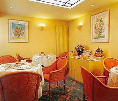 George Washington 4* Parigi