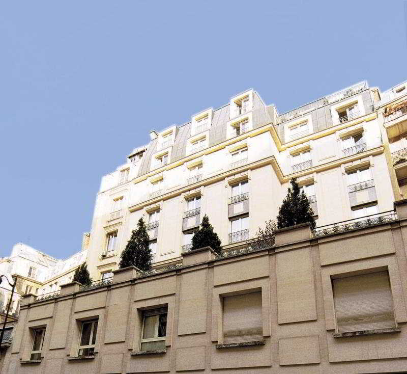 Adagio Haussmann Champs Elysées Aparthotel 4*