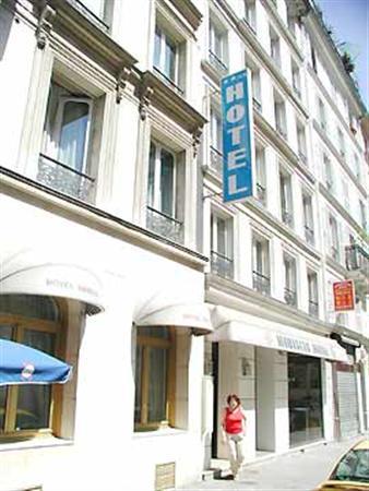 Hibiscus Republique 2* Parigi