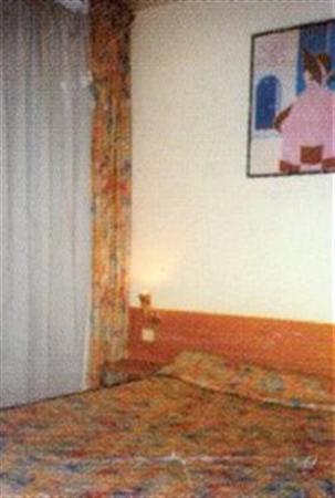 Hibiscus Republique Hotel 2*