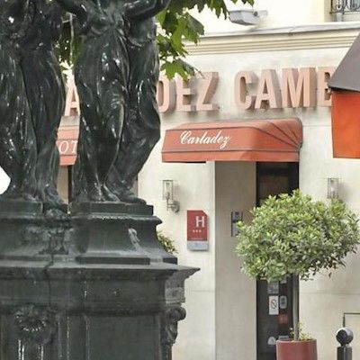 Carladez Cambronne Hotel
