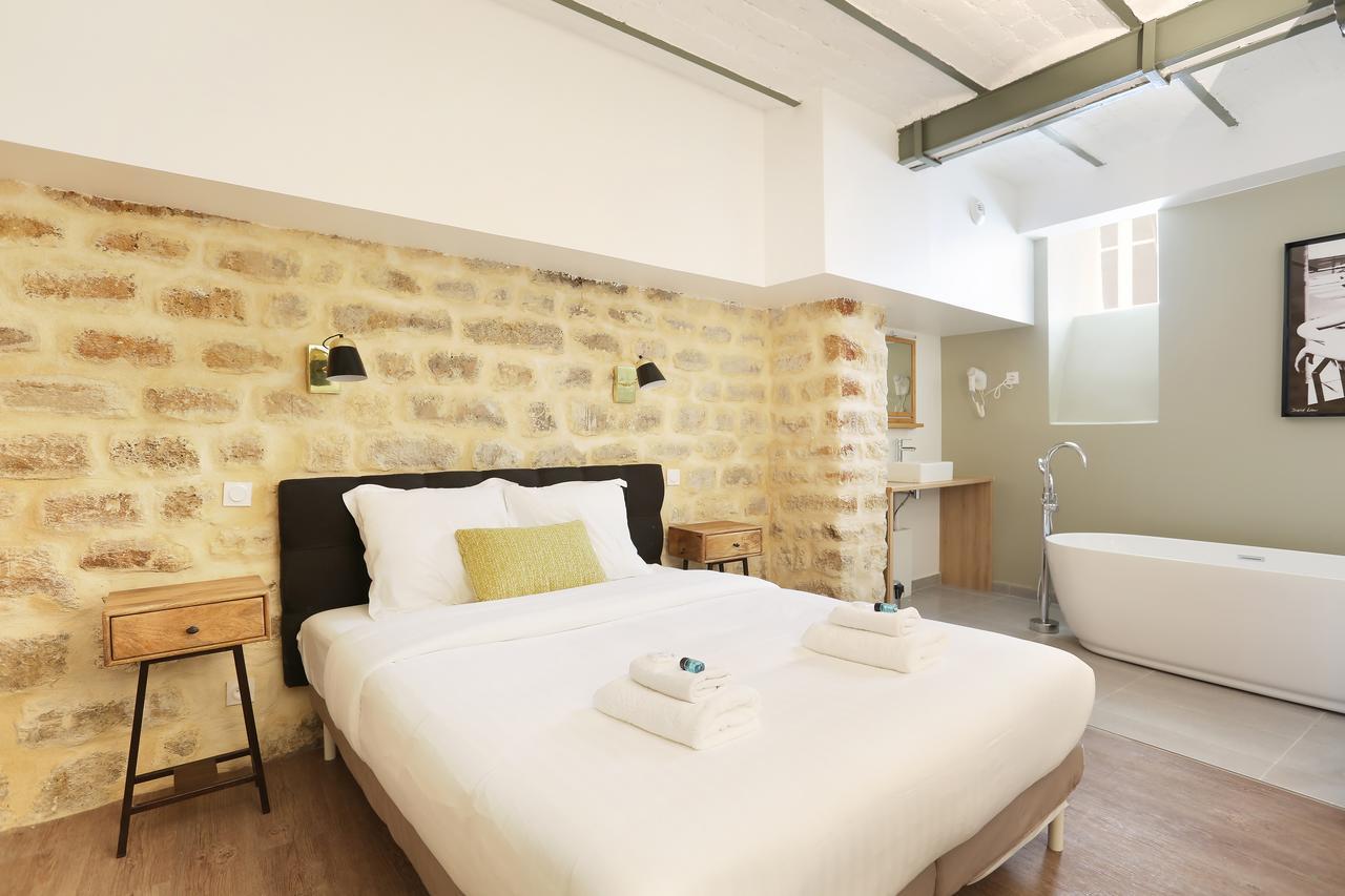 Rent A - Meslay Parigi