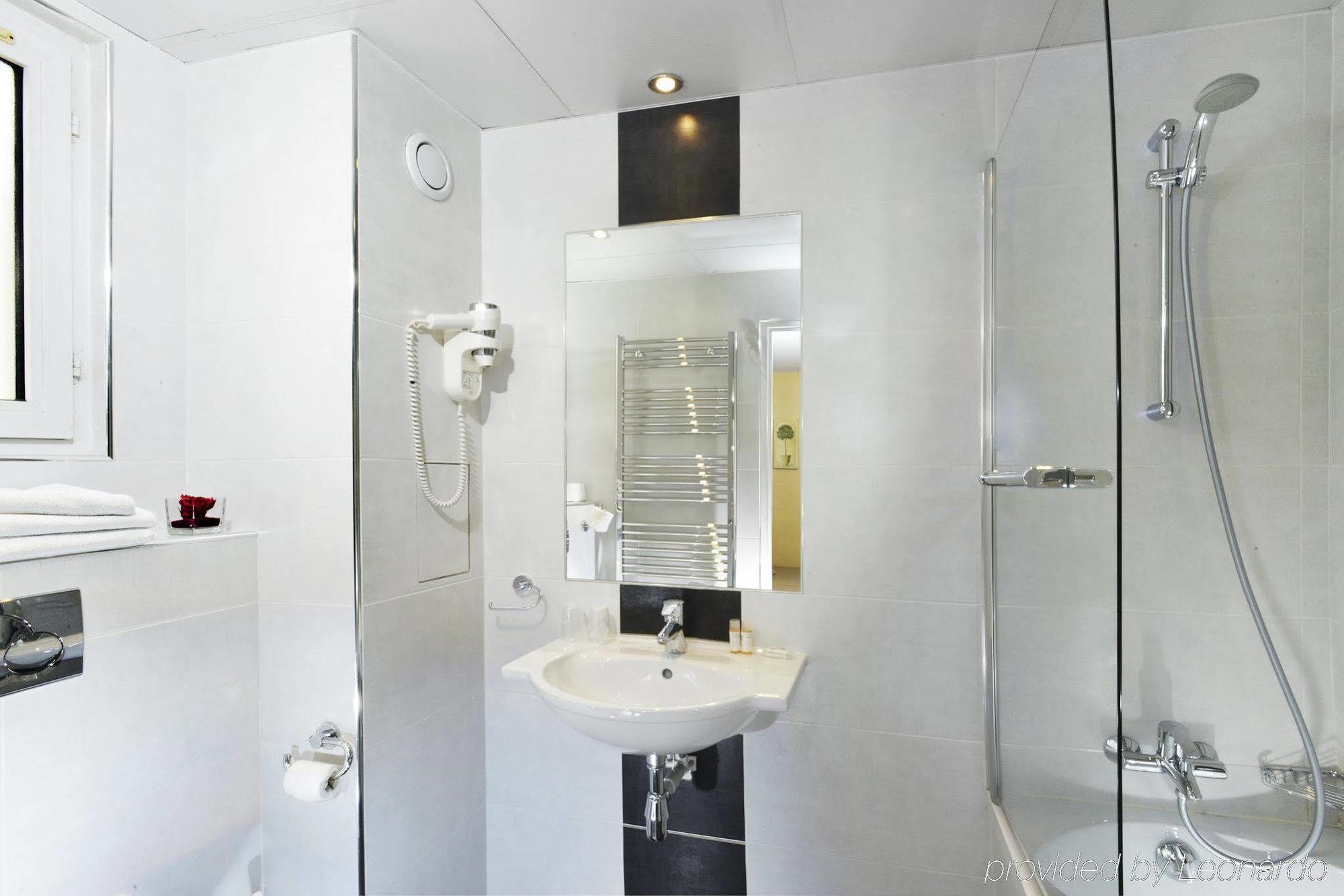 Hotel Carladez Cambronne