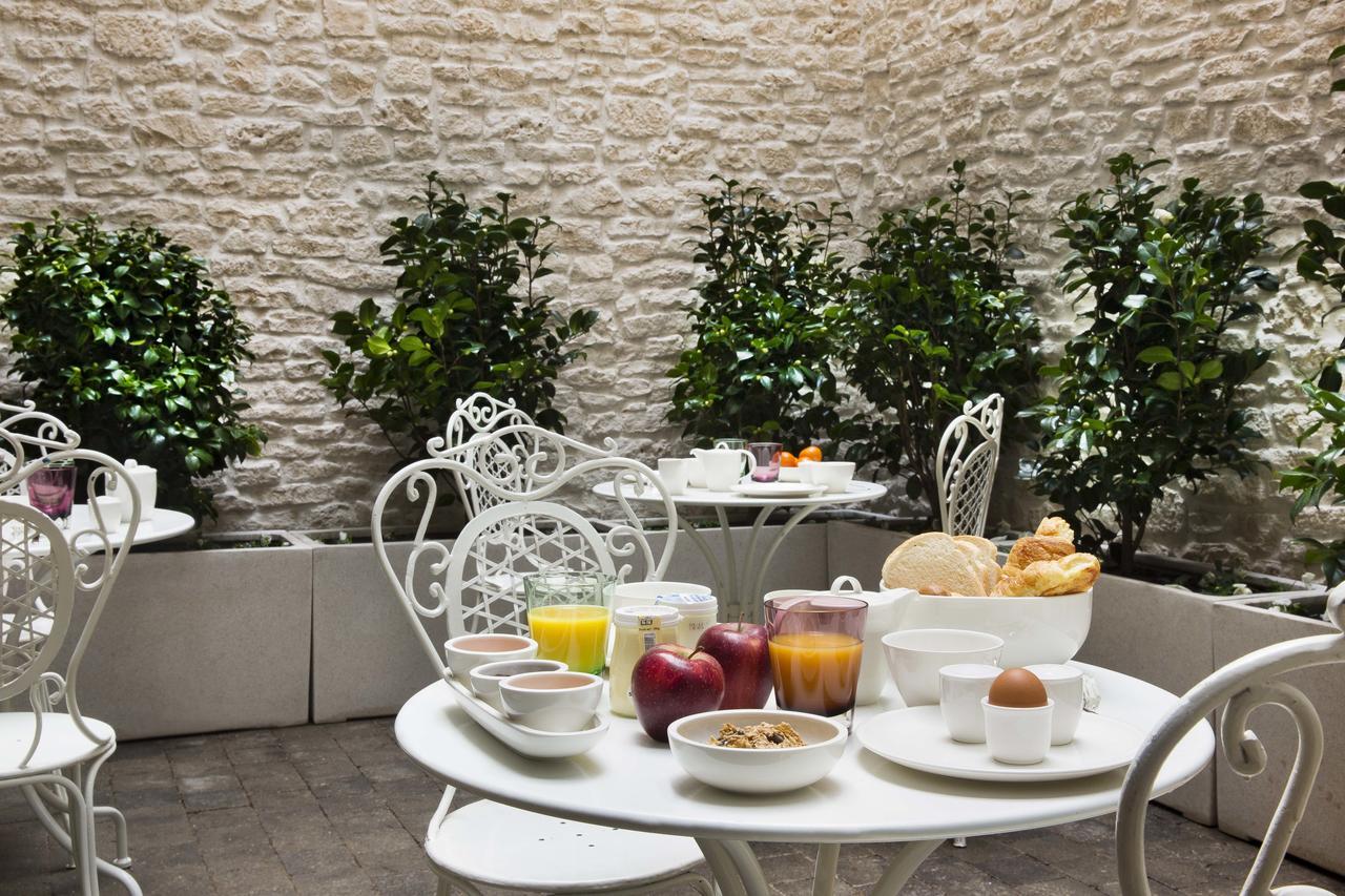 Céleste Batignolles Montmartre Hotel