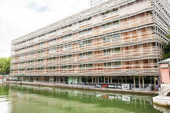St Christopher's - Canal * Parigi